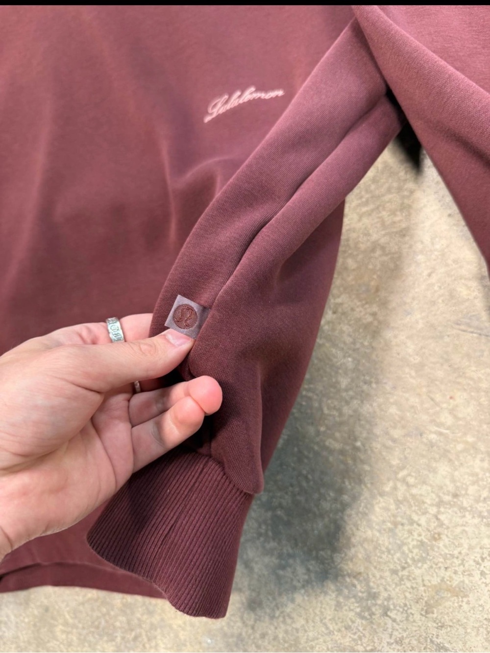 lululemon athletica Men's Maroon oversized Pullover Hoodie - Picture 4 of 5
